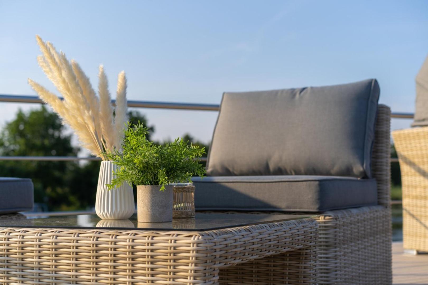 Lieblingsplatz Parey - Schwimmendes Living Luxboot Hotel Екстериор снимка